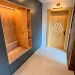 别墅 Strugowka & Jacuzzi Mountain House