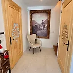 Strugowka Spa & Jacuzzi Mountain House Zakopane * ザコパネ