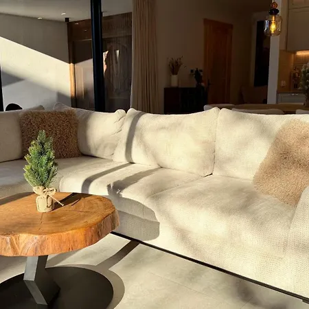 Strugowka Mountain House & Jacuzzi Zakopane Вилла *