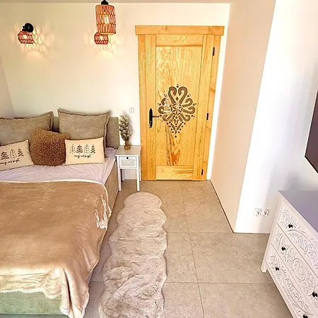 Strugowka Mountain House & Jacuzzi Zakopane *