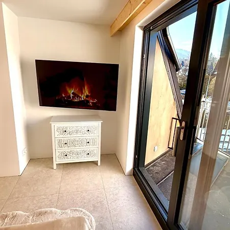 Strugowka Mountain House & Jacuzzi Zakopane Вилла *
