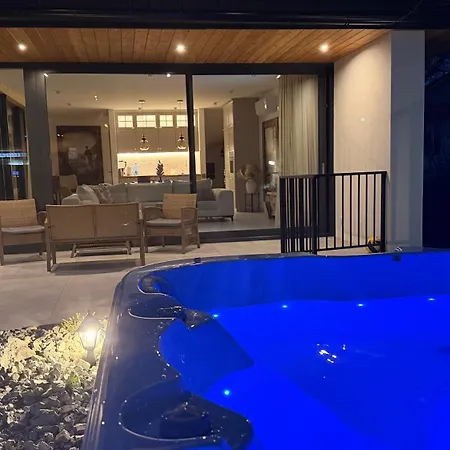 Strugowka Mountain House & Jacuzzi Zakopane Villa