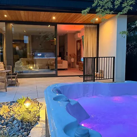 Strugowka Mountain House & Jacuzzi Вилла