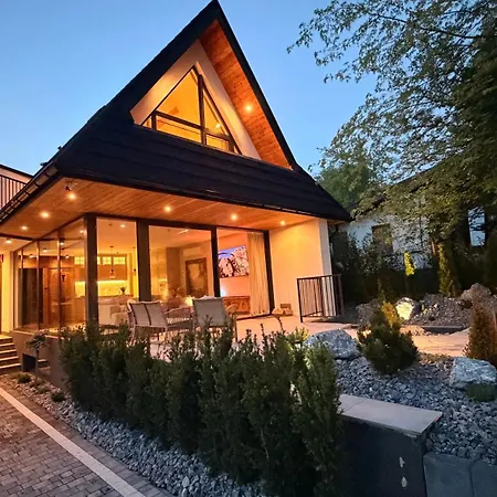 Вилла Strugowka Mountain House & Jacuzzi Закопане